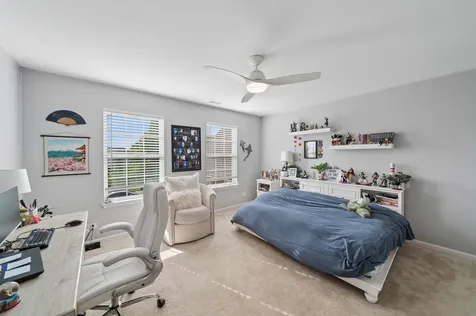 1133 Verona Ridge Drive Aurora IL 60506
