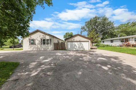 40 East Livingston Street Godley IL 60407