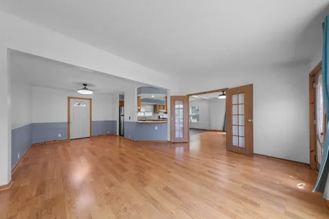 40 East Livingston Street Godley IL 60407