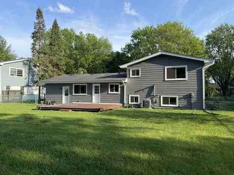 910 Fairlawn Avenue Libertyville IL 60048