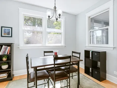 473 North Montclair Avenue Glen Ellyn IL 60137