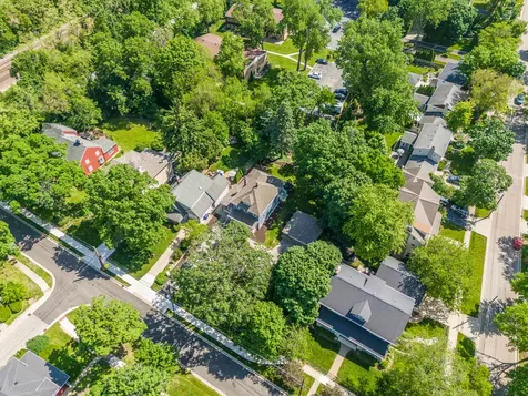 473 North Montclair Avenue Glen Ellyn IL 60137