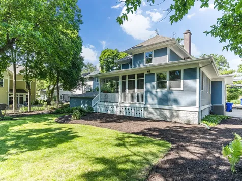 473 North Montclair Avenue Glen Ellyn IL 60137