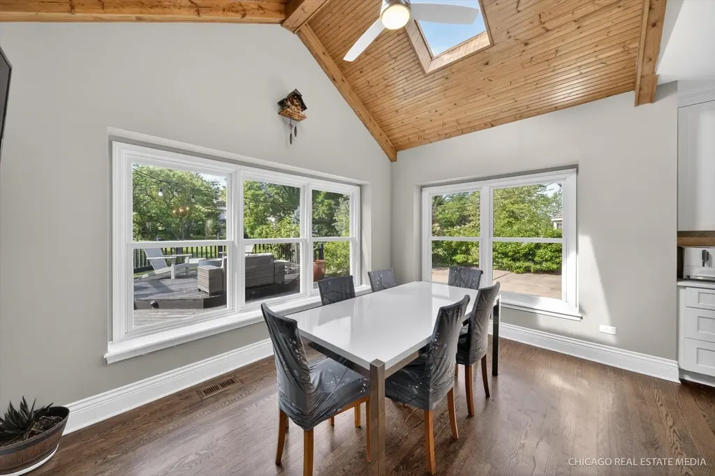 2008 Palmer Drive Naperville IL 60564