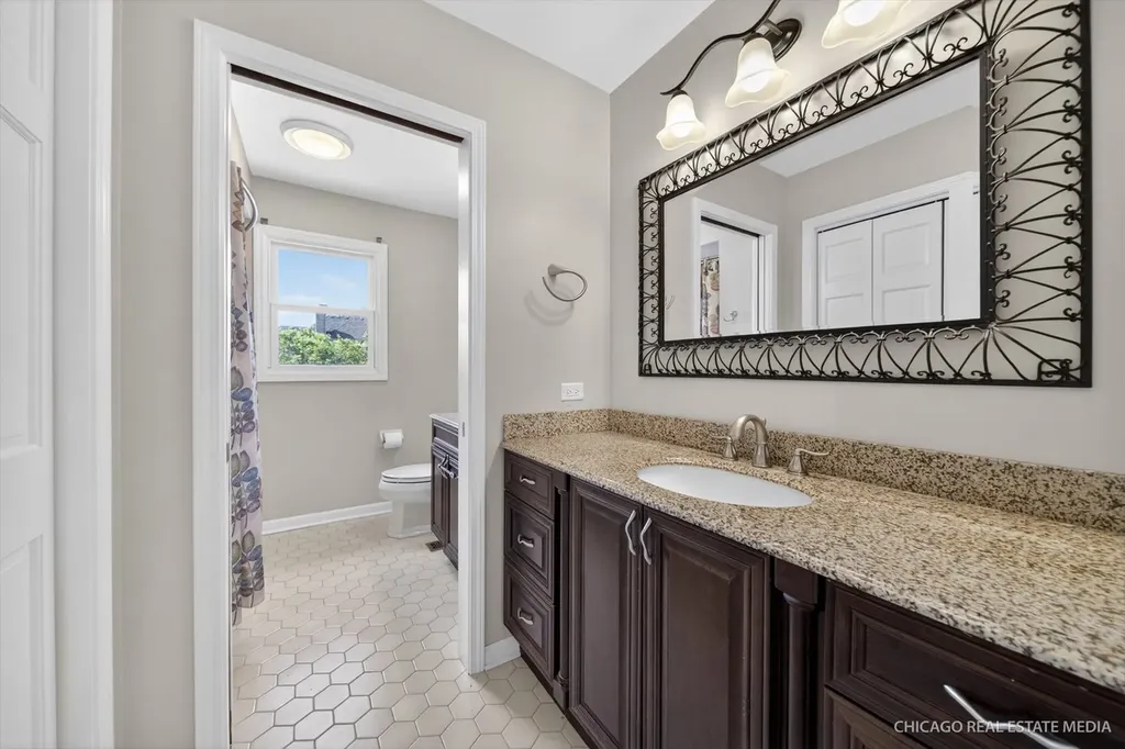 2008 Palmer Drive Naperville IL 60564