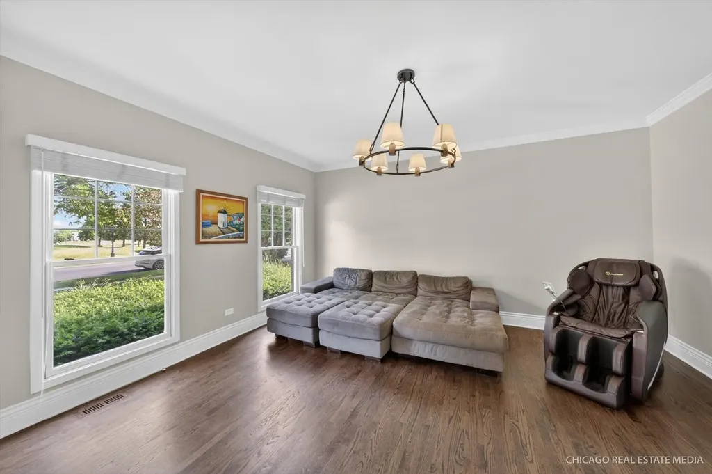 2008 Palmer Drive Naperville IL 60564
