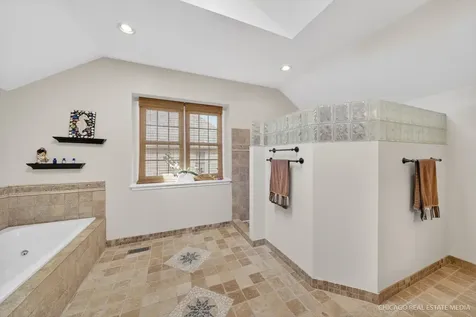 2008 Palmer Drive Naperville IL 60564
