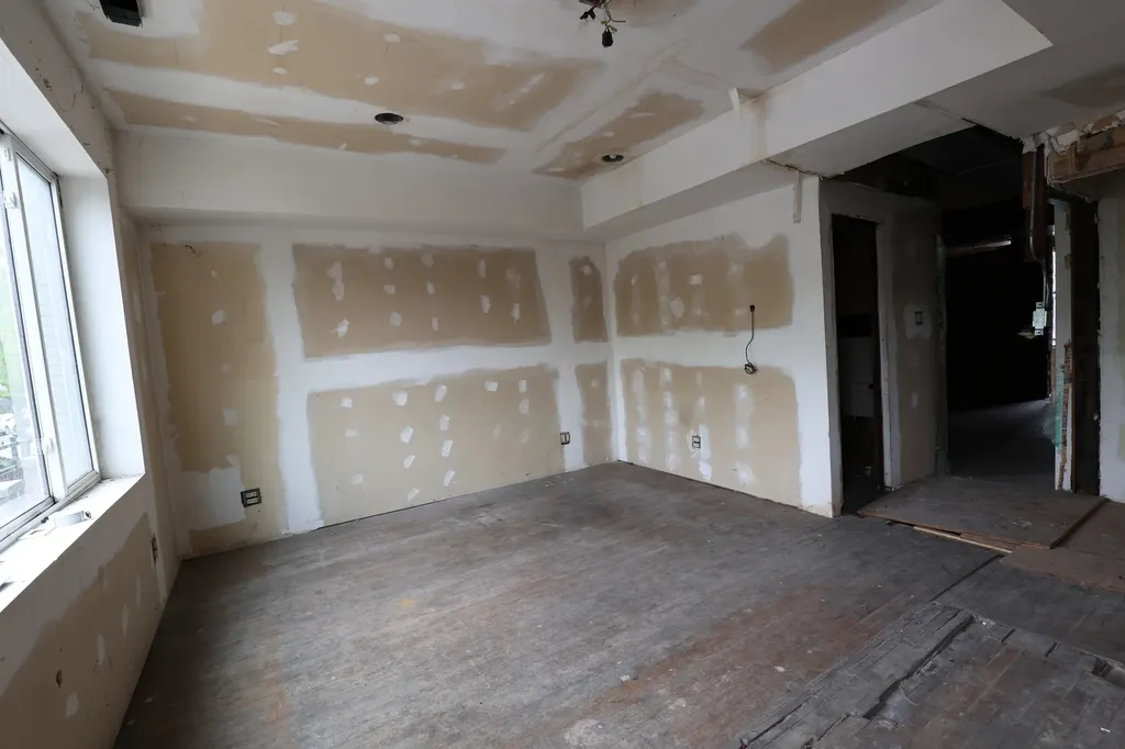 2039 West 18th Place Chicago IL 60608