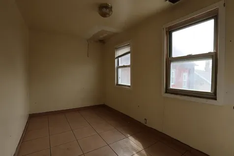 2039 West 18th Place Chicago IL 60608