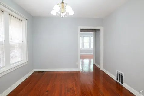5838 North Mulligan Avenue Chicago IL 60646
