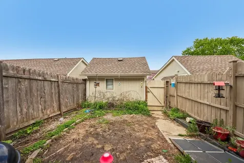 537 Pheasant Court Grayslake IL 60030