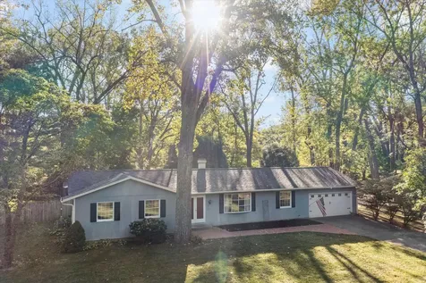 1108 Riverside Court Mahomet IL 61853