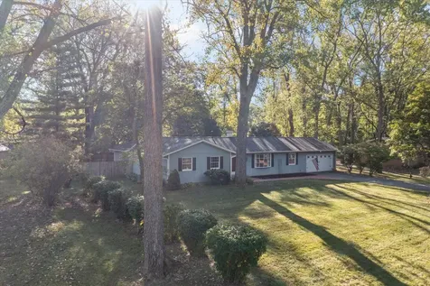 1108 Riverside Court Mahomet IL 61853