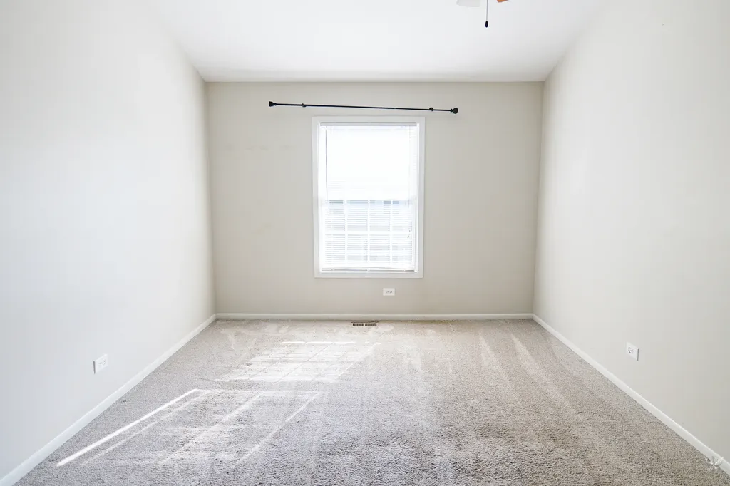 1417 Queensgreen Circle Naperville IL 60563