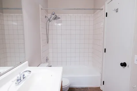 1417 Queensgreen Circle Naperville IL 60563