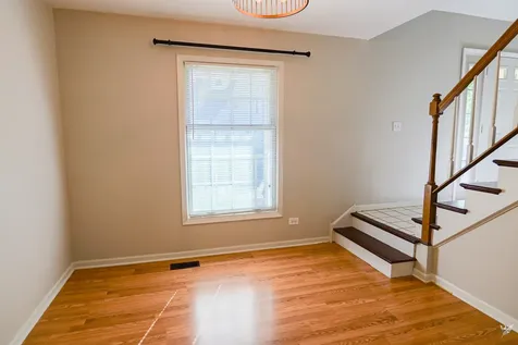 1417 Queensgreen Circle Naperville IL 60563