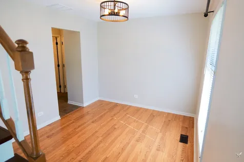1417 Queensgreen Circle Naperville IL 60563