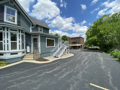 404 South 2nd Street St. Charles IL 60174