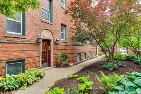 2026 North Burling Street Chicago IL 60614
