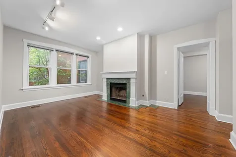 2026 North Burling Street Chicago IL 60614