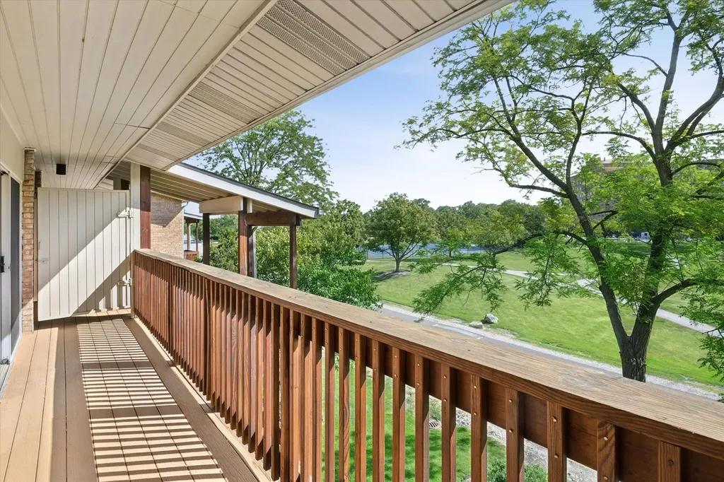 5852 Forest View Road Lisle IL 60532