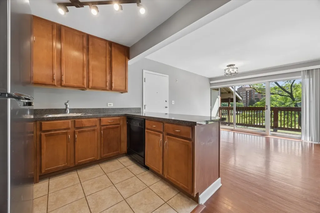 5852 Forest View Road Lisle IL 60532