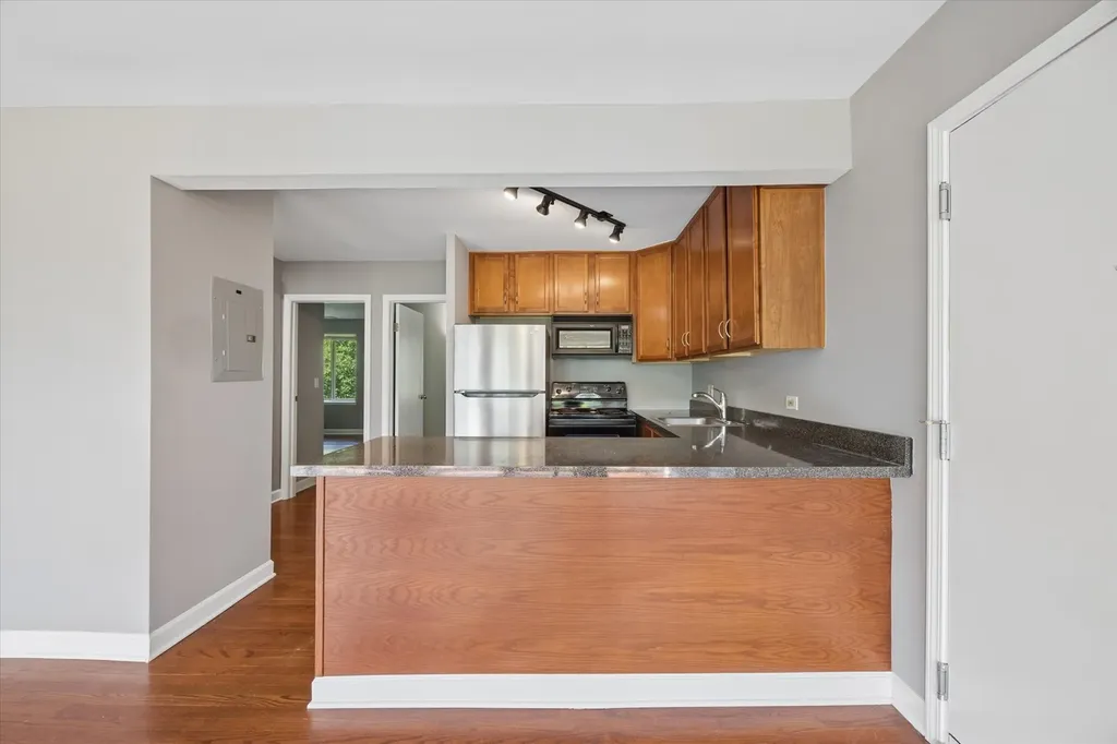 5852 Forest View Road Lisle IL 60532