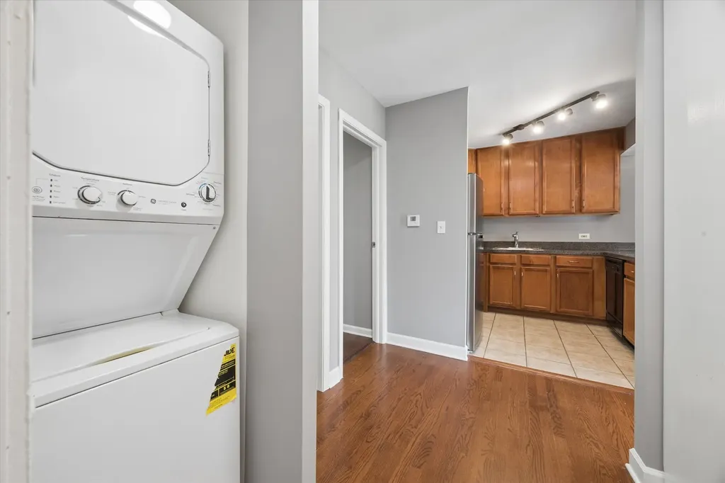 5852 Forest View Road Lisle IL 60532