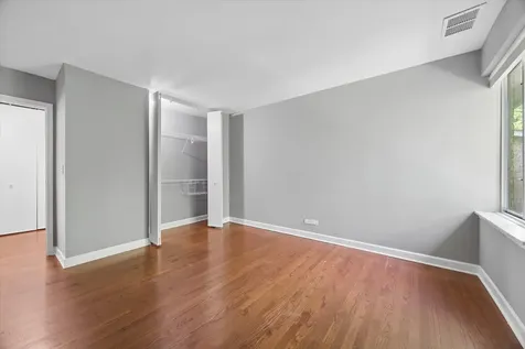 5852 Forest View Road Lisle IL 60532