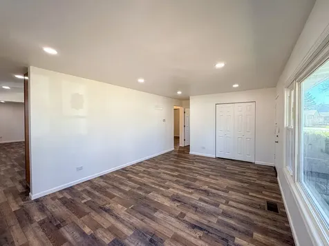 2814 Cardinal Drive Rolling Meadows IL 60008