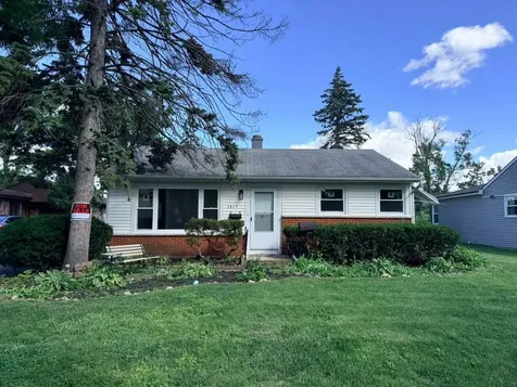 2814 Cardinal Drive Rolling Meadows IL 60008