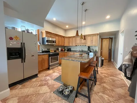 2541 West Cortland Street Chicago IL 60647
