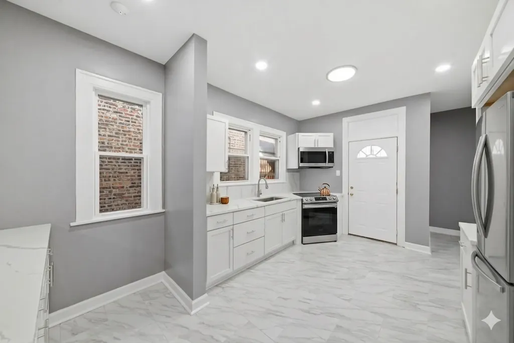8024 South Vernon Avenue Chicago IL 60619