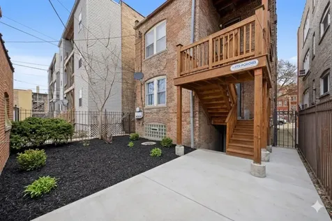 8024 South Vernon Avenue Chicago IL 60619