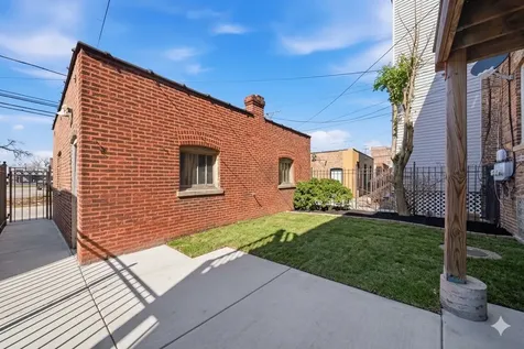 8024 South Vernon Avenue Chicago IL 60619