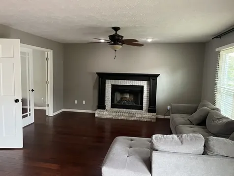 3132 Eagle Creek Drive Bloomington IL 61704