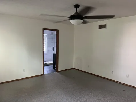 3132 Eagle Creek Drive Bloomington IL 61704