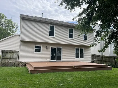 3132 Eagle Creek Drive Bloomington IL 61704
