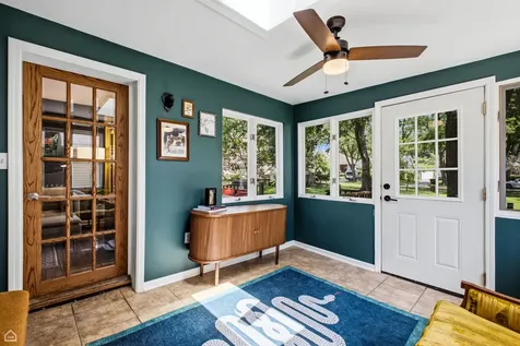 32 South Grant Street Westmont IL 60559