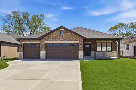 8041 South 85th Court Justice IL 60458