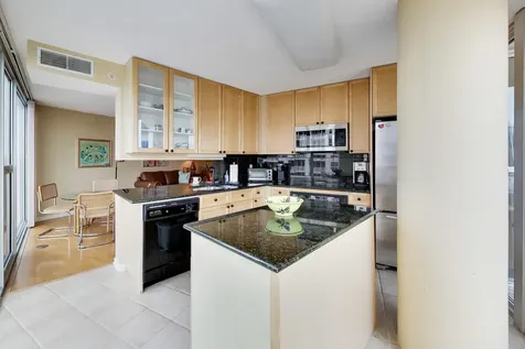 1580 Sherman Avenue Evanston IL 60201
