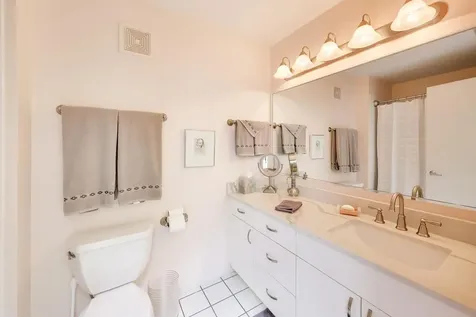495 Milford Road Deerfield IL 60015