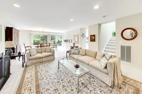 495 Milford Road Deerfield IL 60015