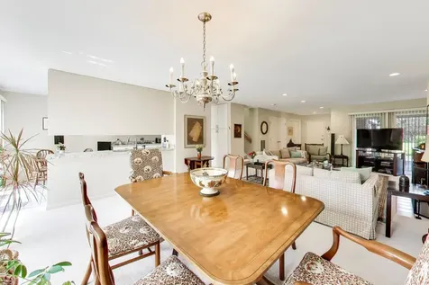 495 Milford Road Deerfield IL 60015