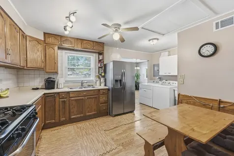 121 South Archer Road Mundelein IL 60060
