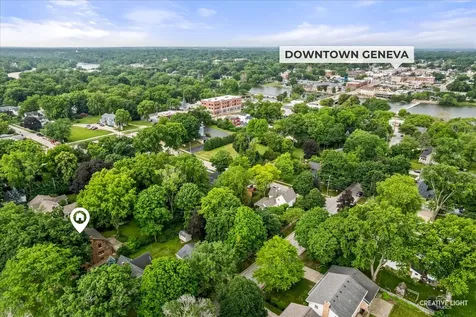 32 School Street Geneva IL 60134