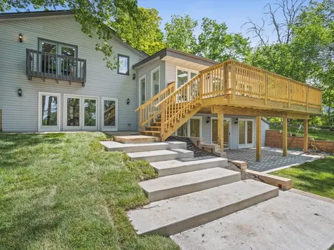 11602 Bend River Road Roscoe IL 61073