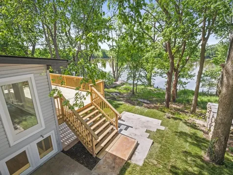 11602 Bend River Road Roscoe IL 61073