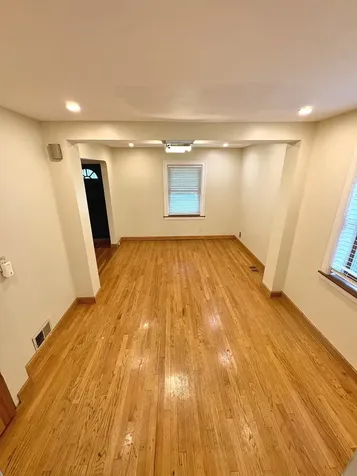 3312 West 84th Street Chicago IL 60652