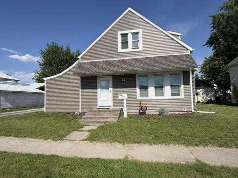 1511 4TH Street Fulton IL 61252